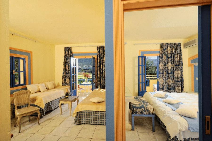 Parthenis Hotel & Suites Malia  Exterior photo